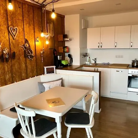Almherzl - Hallenbad, Sauna, Panoramablick, Skifahren, Renoviert Apartment
