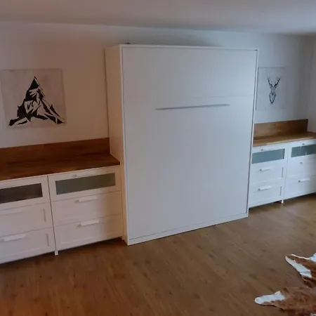Apartment Almherzl Mit Hallenbad,sauna,panoramablick,renoviert *